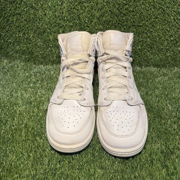 Size 6 (GS) - Jordan 1 Mid Triple White - Picture 2 of 7